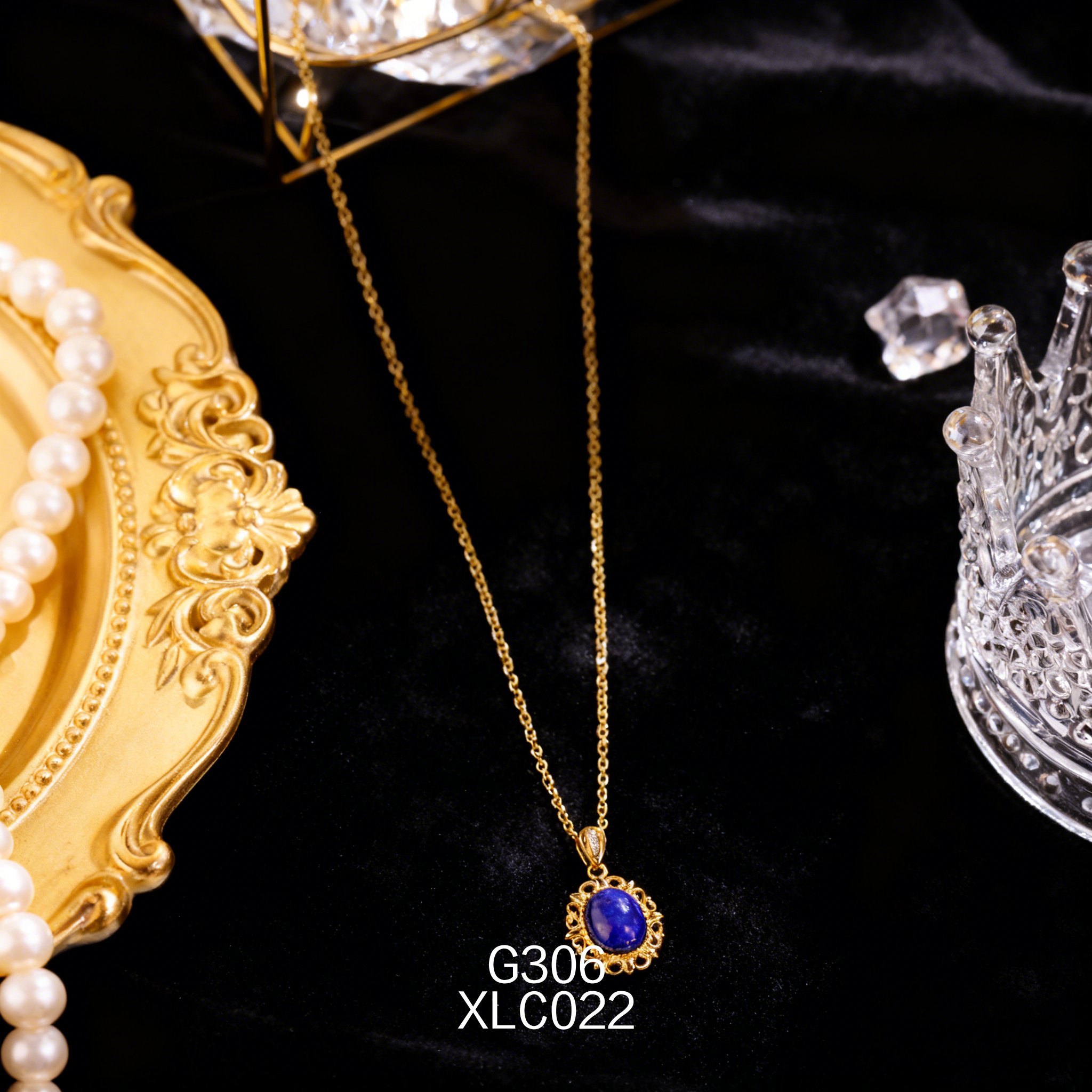 Gold-plated 8 x 11mm Openwork Lapis Lazuli Necklace