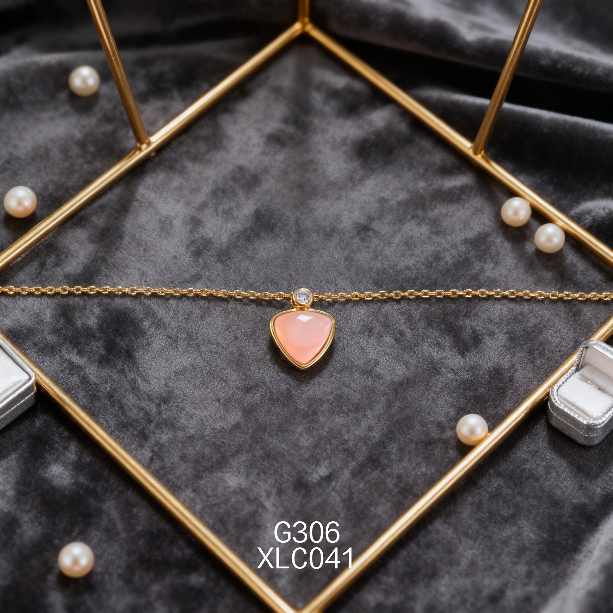 电镀黄金女皇贝项链