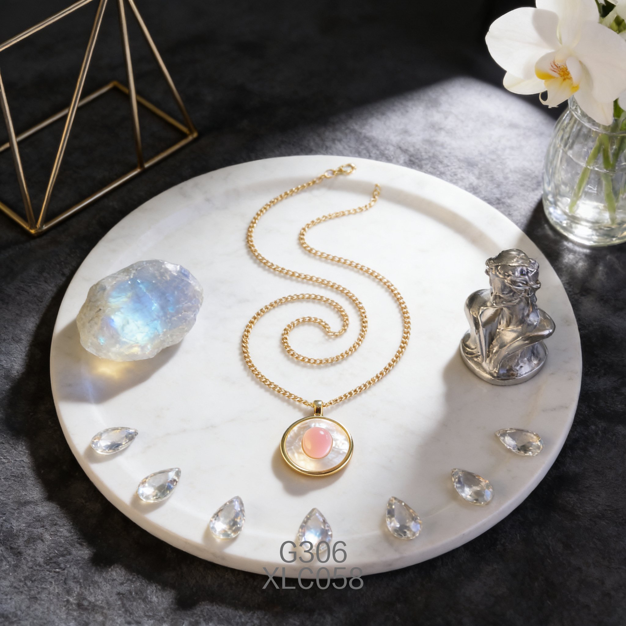 電鍍黃金白貝女皇貝時尚項鍊